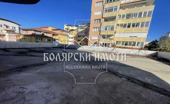 Тристаен апартамент в кв. Бузлуджа