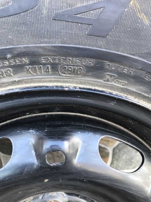 Vand roata rezeva noua 175 70 14