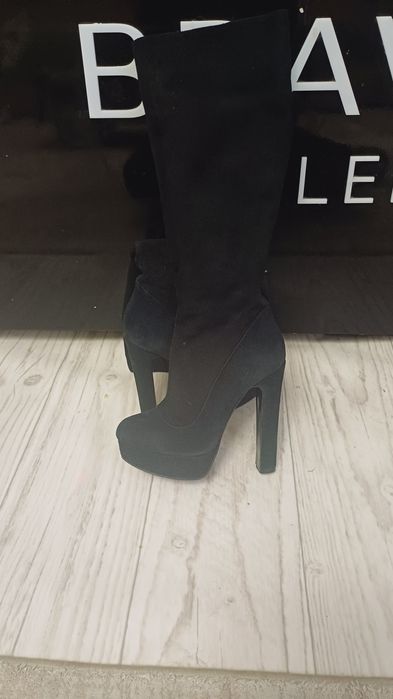 Продам сапоги, натуральная замша, 36 размер, состояние отл