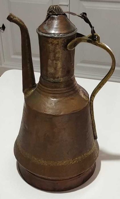 9 vase din cupru vechi lucrate manual