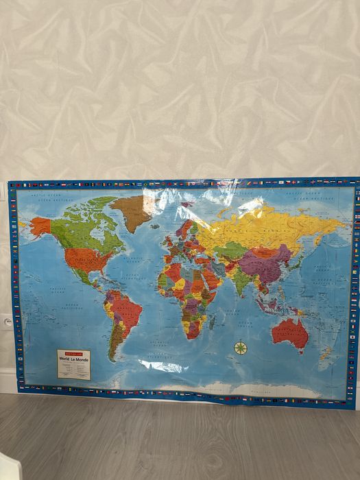 Карта Настенная тонкая ламинированная 1.20 см