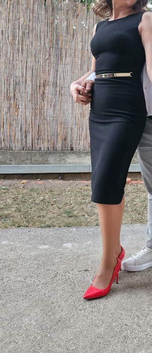 Rochie neagra,mărimea S