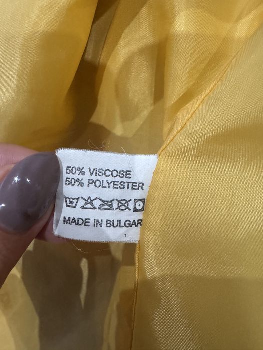 Дамско есенно-зимно яке с качулка с естествен косъм- Bratan Fashion