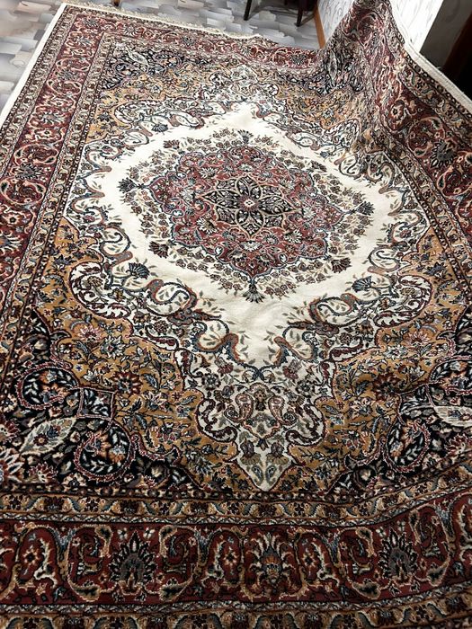 Продам ковёр б/у