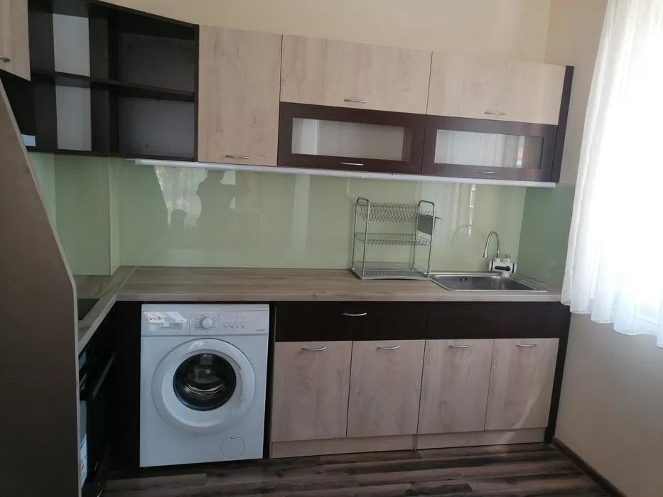 Дава се под наем Двустаен апартамент в Пловдив, Кючук Париж - 86 кв.м за 340 € - Снимка #2