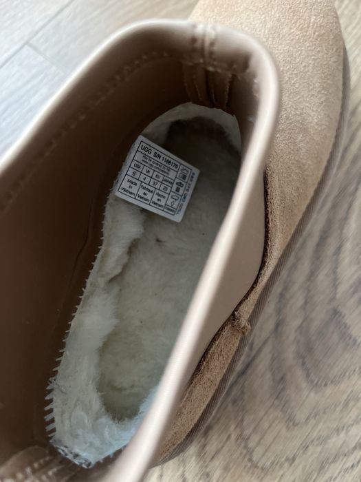 UGG Mini Dipper 37 (US 6) Originali
