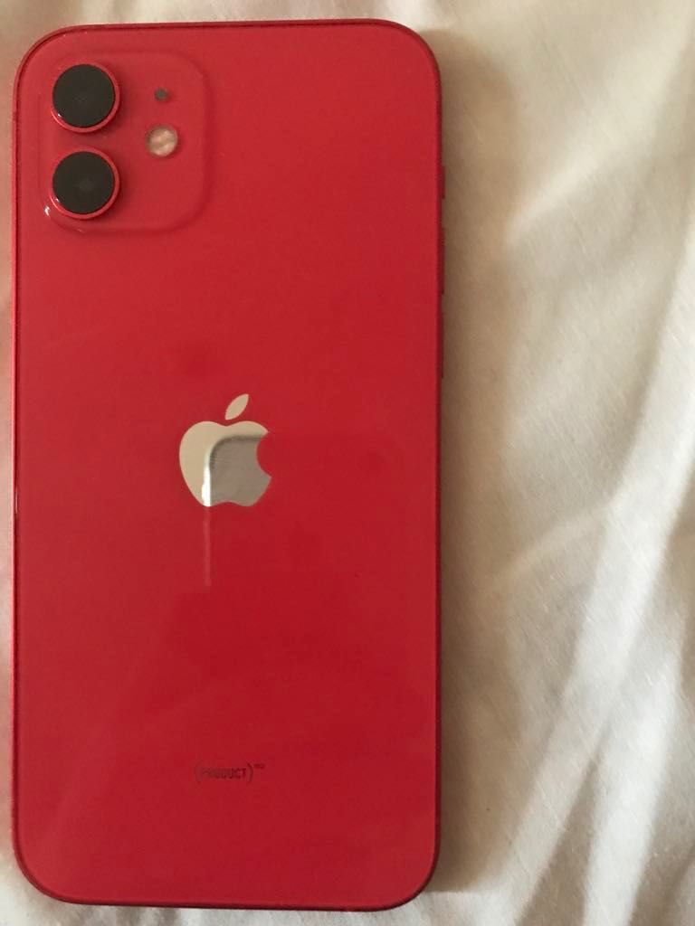 iPhone 12 64gb чисто нов