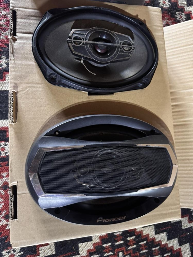 Тонколони Pioneer