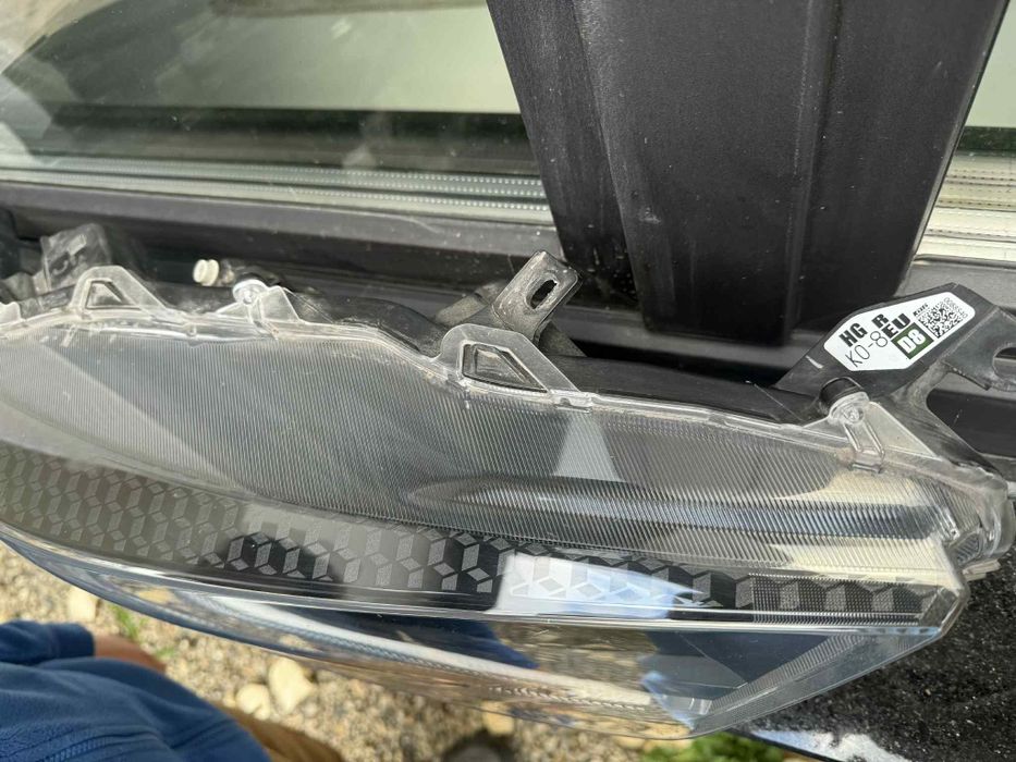 Far Audi A6 C6 2005 - 2008 faruri xenon Stanga dreapta