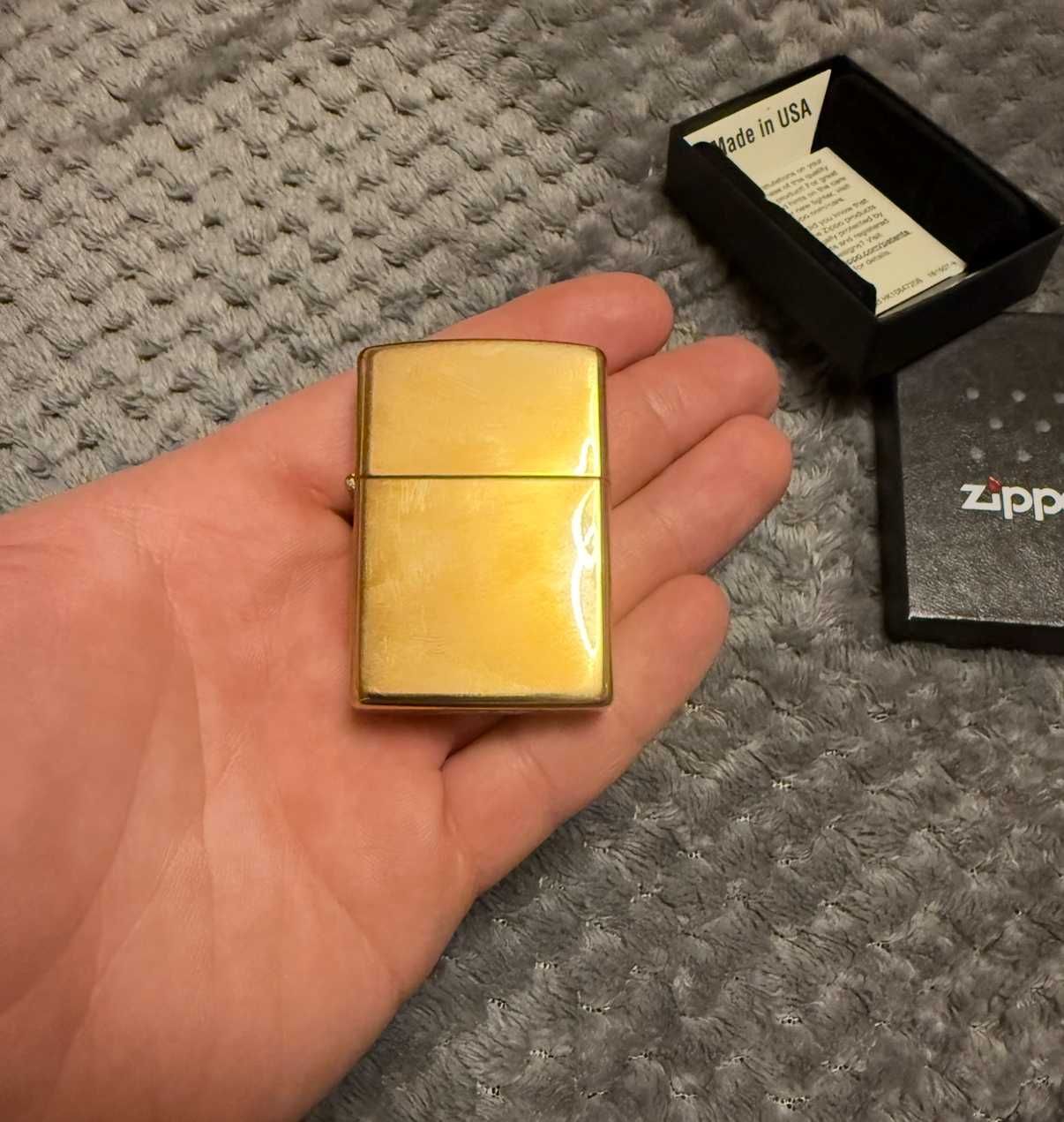 Bricheta Zippo Gold