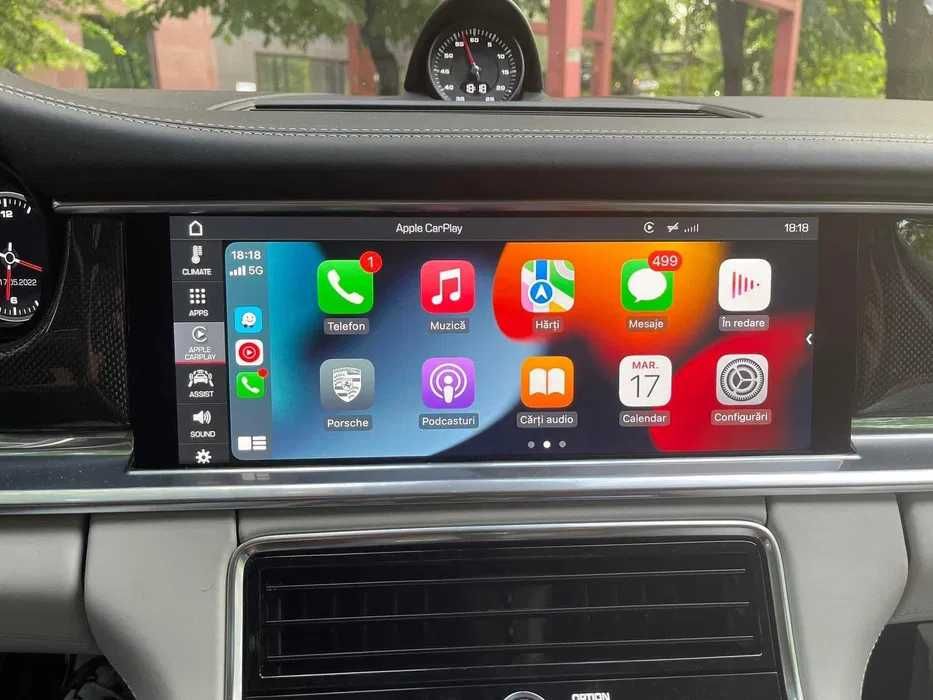 Porsche Apple CarPlay Fullscreen Panamera Cayenne Macan Taycan