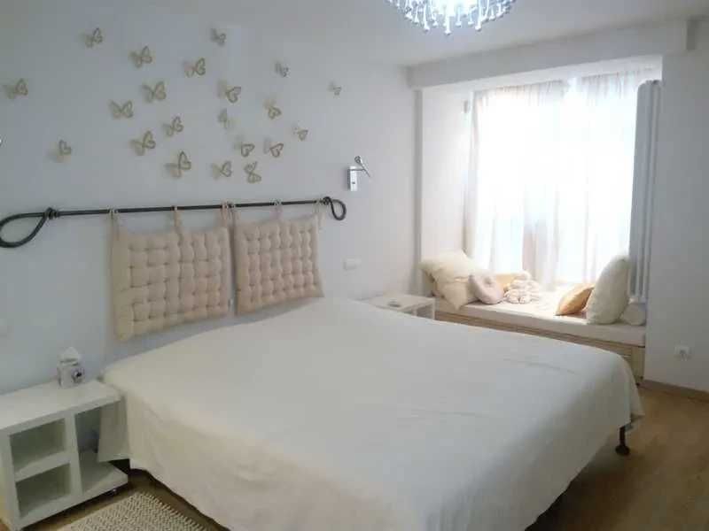 Дава се под наем Двустаен апартамент в София, Център - 54 кв.м за 408 € - Снимка #2