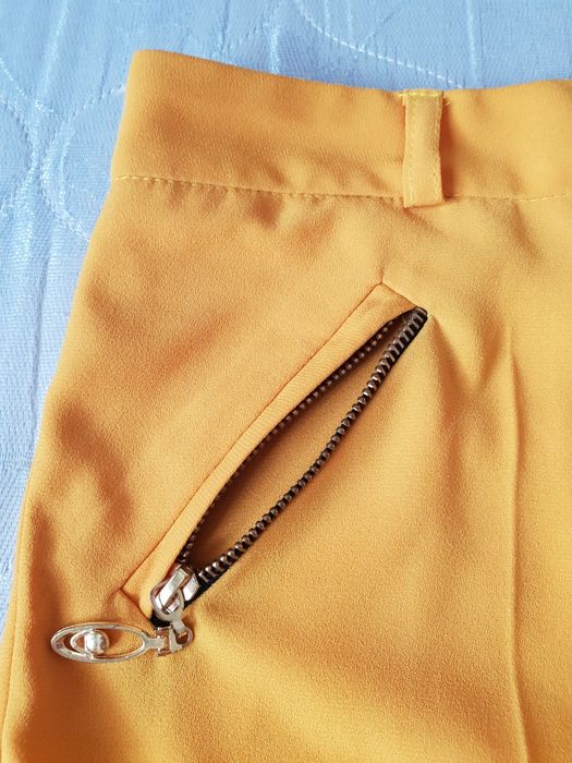 Pantaloni galbeni, de damă, S/36