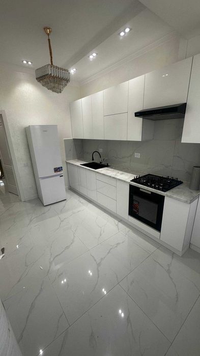 3 Хонали 2 этаждан янги евро тамирланган квартира сотилади ФАТХОБОД