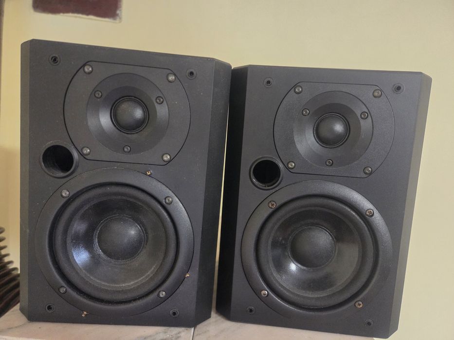 Vând boxe jbl și alte modele
