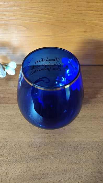 Голяма чаша от цветен кристал с 3Д декорация и златен кант