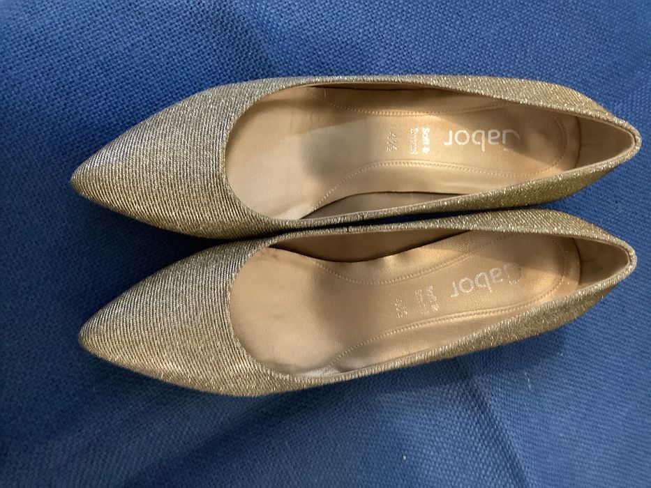 Pantofi eleganti,pentru doamne și domnișoare