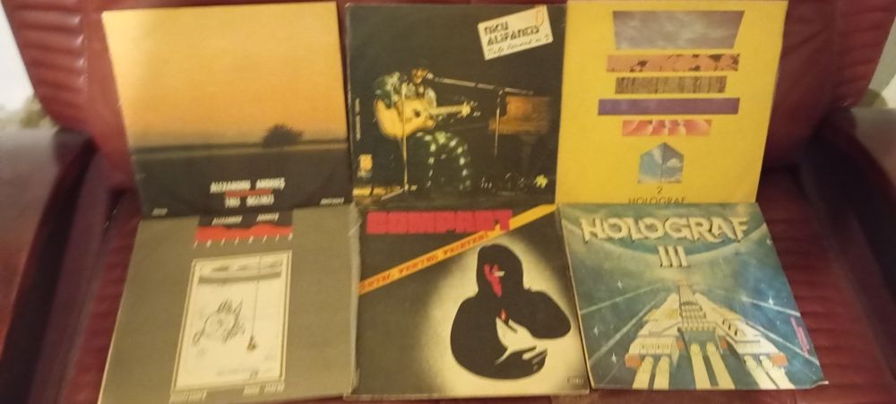 Rezervate Vand  lot discuri vinil Pop ,folk,rock,populara