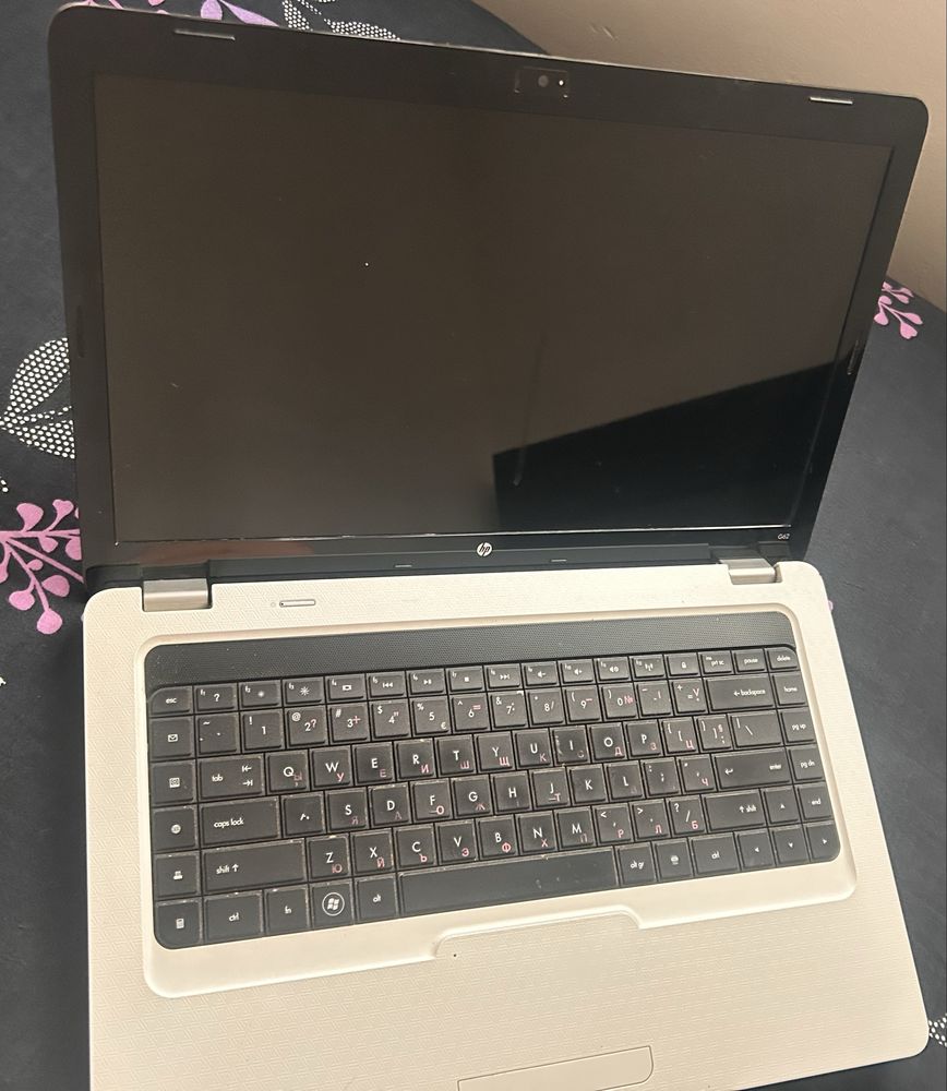 Лаптопи HP G62 и Dell Inspiron