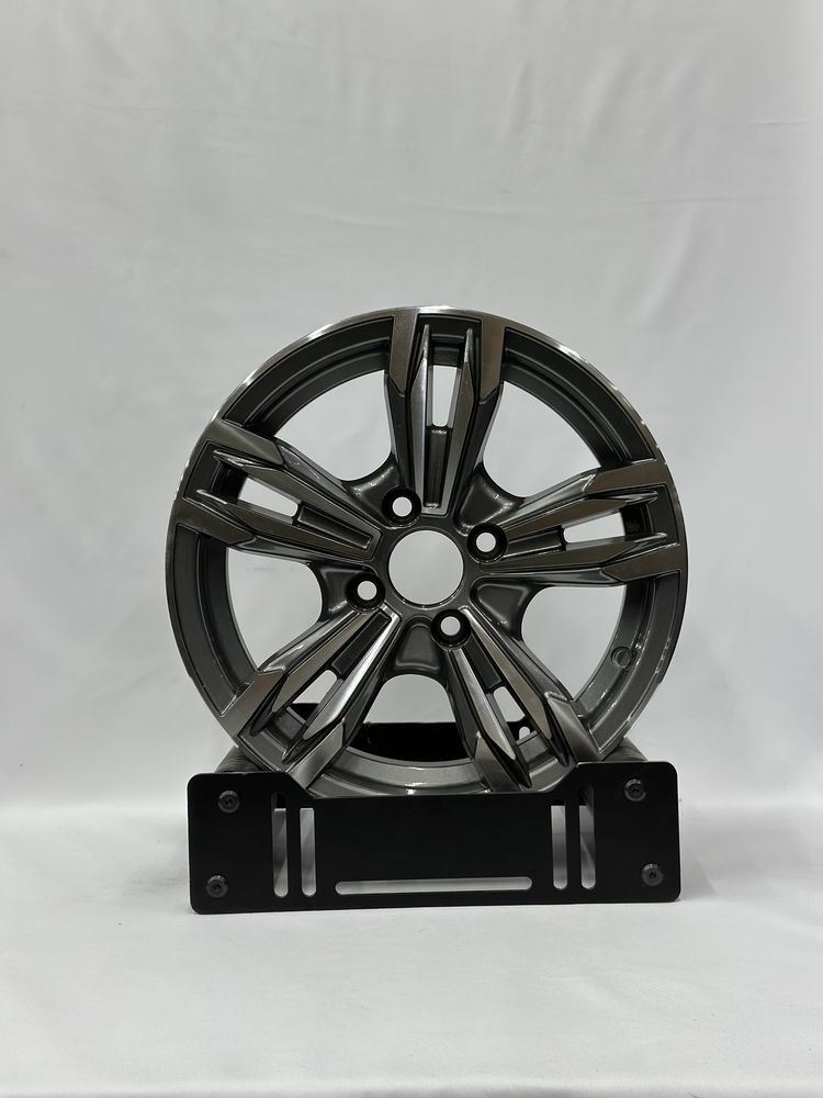 Продается комплект дисков R15 4x100