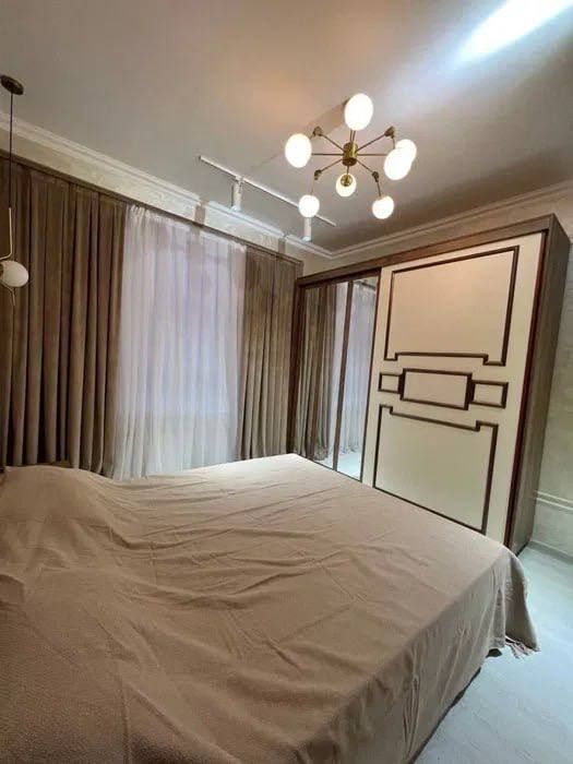 Продается 2х ком квартира, ЖК NRG Mirzo Ulugbek, ор-р: Буз базар, 43м²