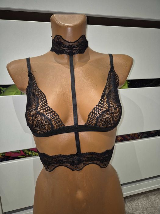 Seturi, bustiere, sutiene dantela NOI