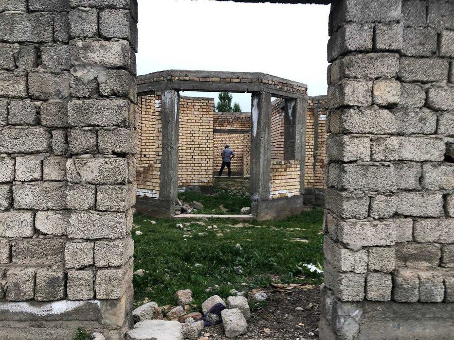 Уч Кахрамон постдан 10 км Гишт-куприкда 5.6 соток ер сотилади