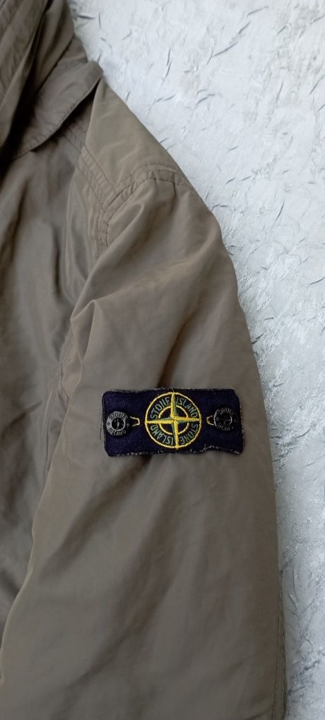 Vând geacă de bărbați Stone island originală!