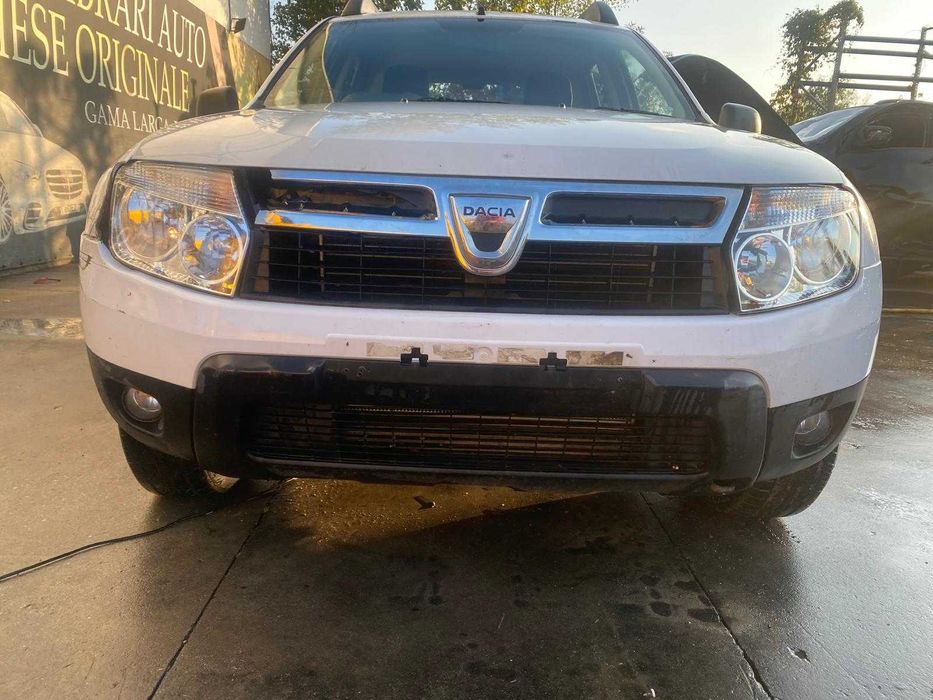 dezmembrez Dacia Duster 1.5dci 2014/bara fata duster /usa duster/haion