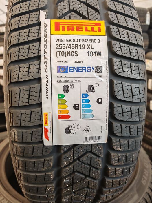vand anvelope de iarna pirelli 255/45x19 cu omologare tesla