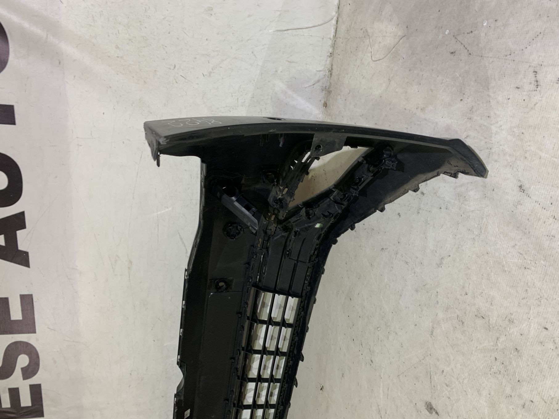 Bara fata VW Golf 7 VII, facelift, 2017, 2018, 2019, 2020, cod origine OE 5G0807221FL, cu gauri pentru spalatori faruri si senzori de parcare (6).