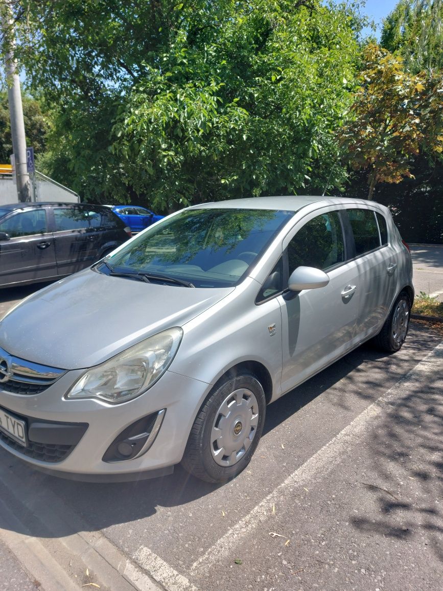 Vând Opel Corsa 1.3 cdti