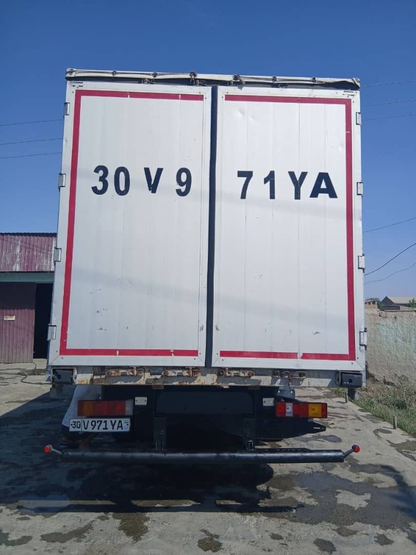 Man yuk avtomabili
