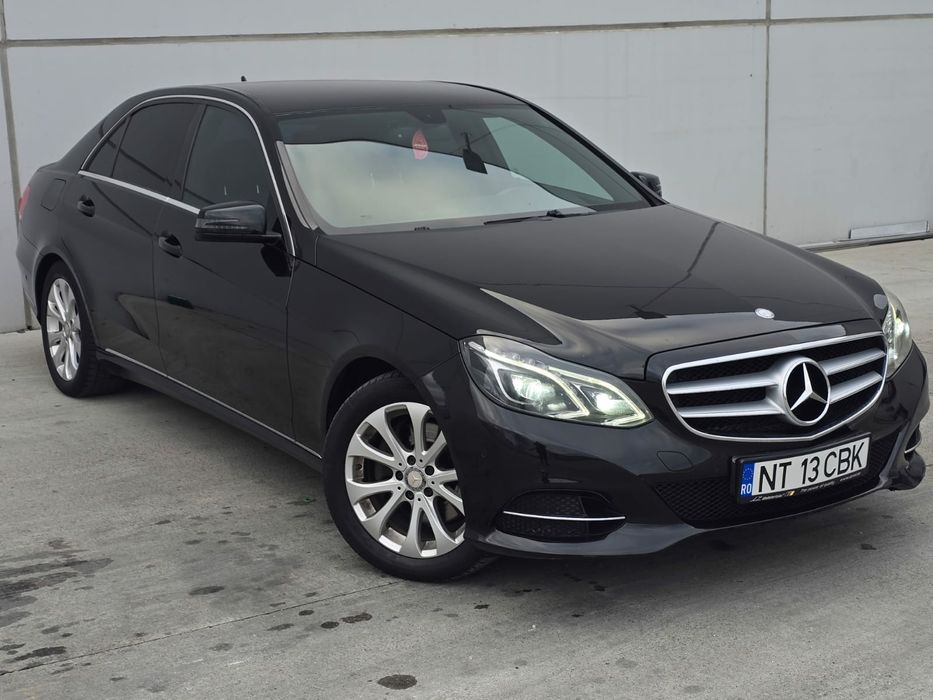 Mercedes Benz Eklasse E300 navi piele incalzire ILS unic proprietar