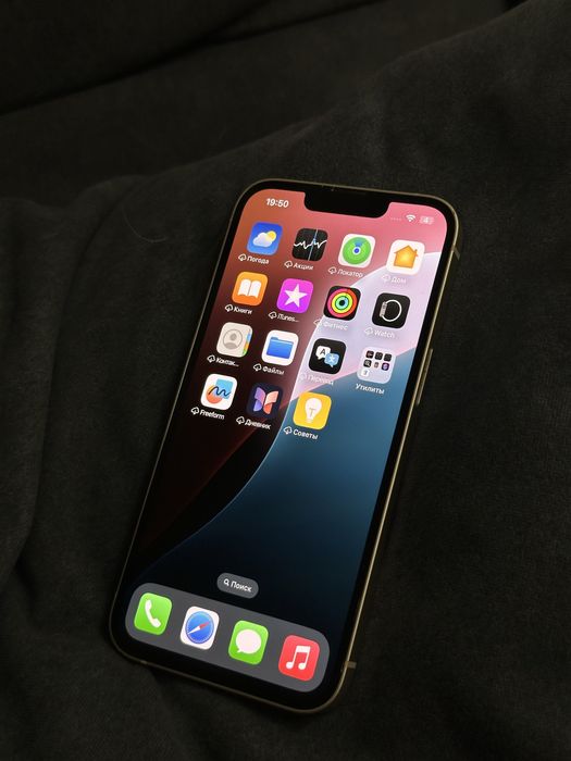 Продам айфон 13 128 гб