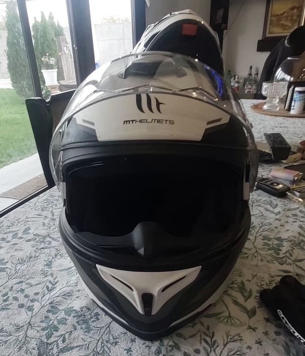 Мото екипировка..