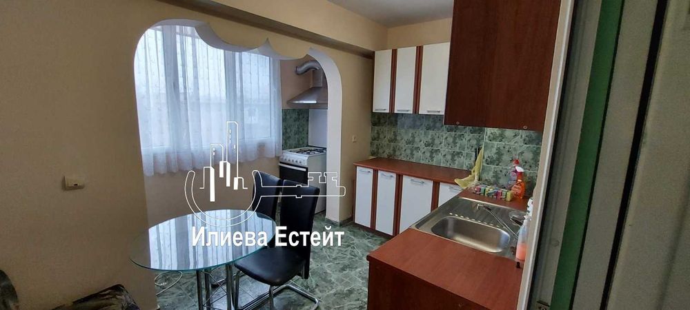 Продава се Двустаен апартамент в Димитровград - 68 кв.м за 900 €/кв.м - Снимка #2