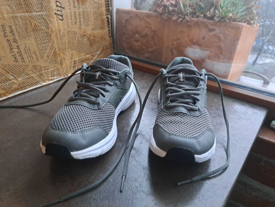 мъжки маратонки,кецове,спортни обувки,ном.40 ,Skechers