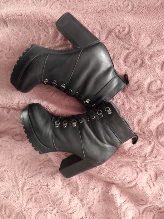 Боти, естествена кожа, 38 номер