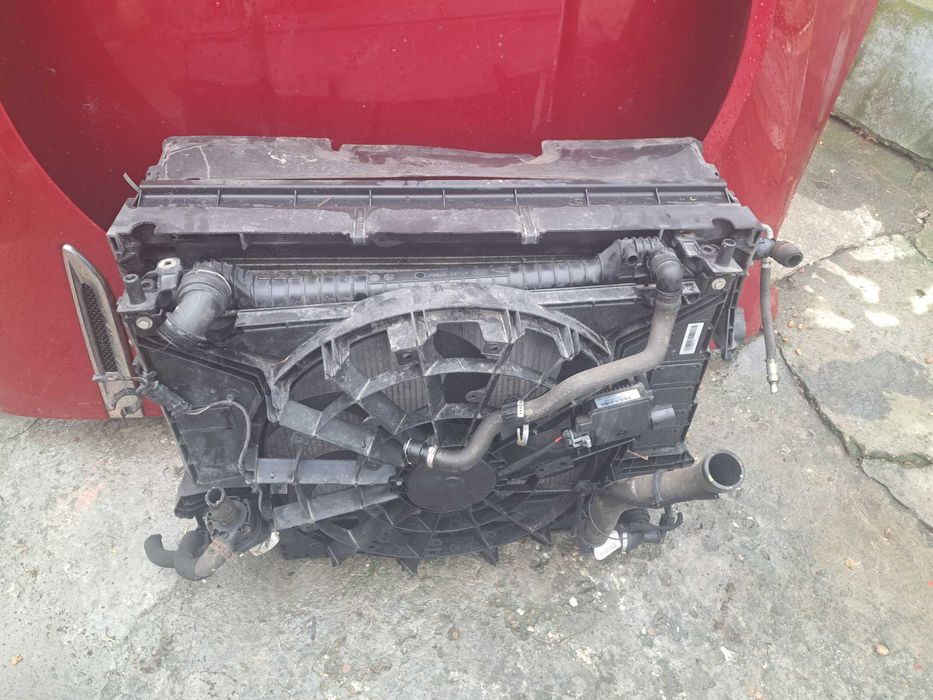 Fata completa Jaguar XE X760 (2014-2020) - Capota, Bara, Aripi, Faruri