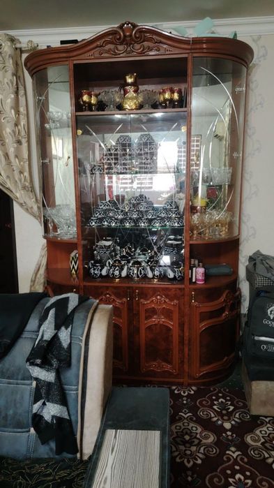 Mini stenka sotiladi