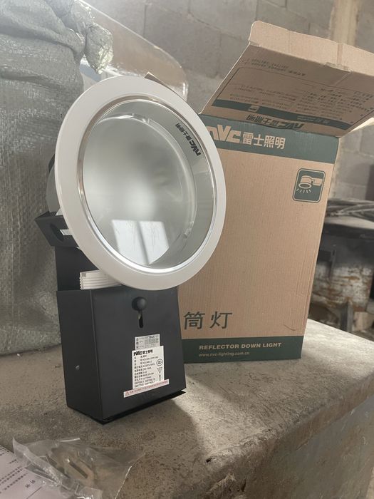 Светильник , плафон потолочный