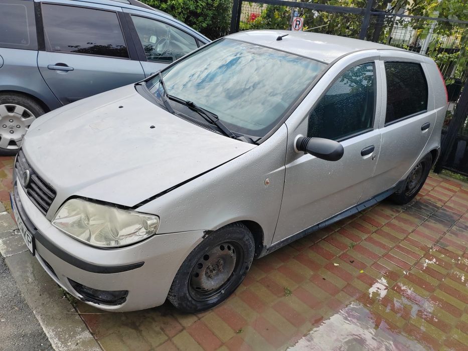 Fiat punto 1.3 multijet pentru dezmembrări.