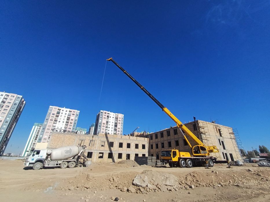 Avto kran xizmatii 30t dan 100t gacha