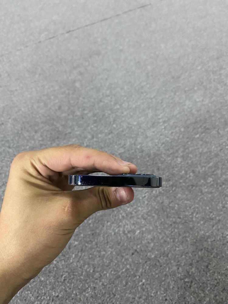 Iphone 12 pro  Sotiladi