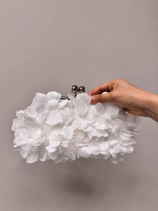 Сумка клатч белый и с цепочкой