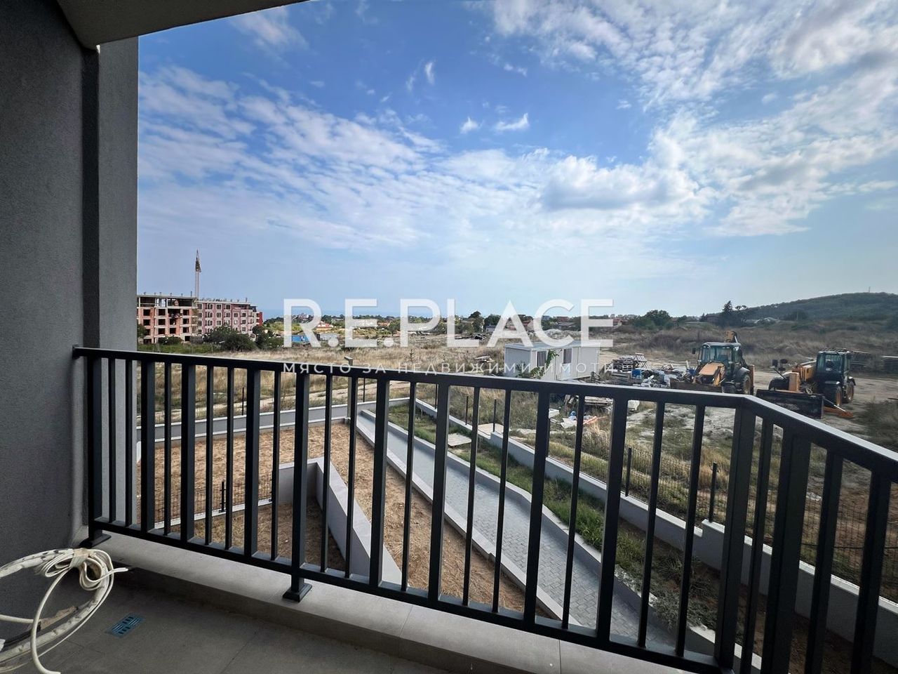 Продава се Тристаен апартамент в Варна, Виница - 123 кв.м за 1699 €/кв.м - Снимка #10