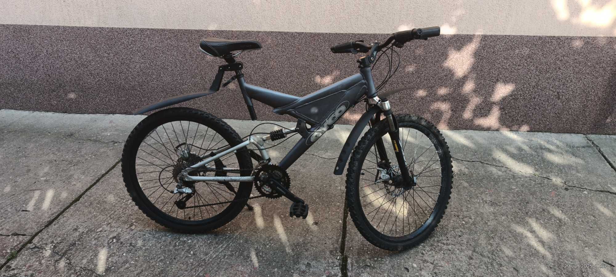 Bicicleta CYCO MTB 26'' full suspension