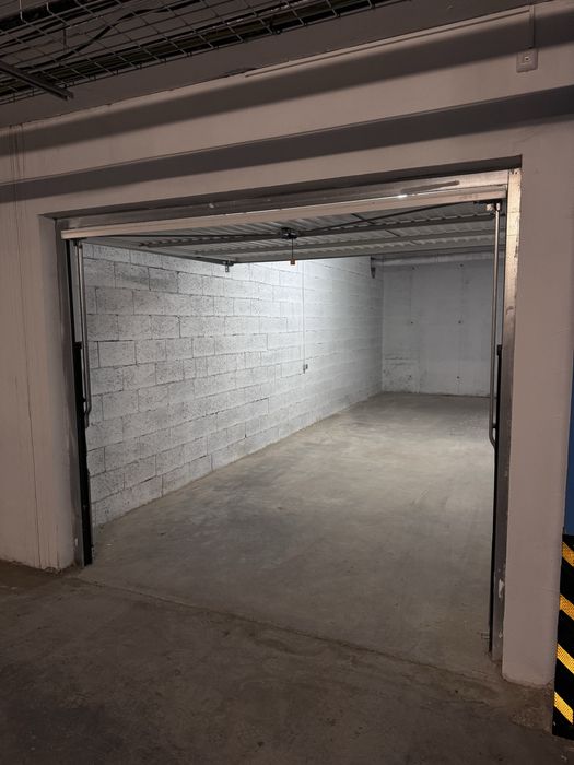 Двоен гараж 32кв.м с ток, кв. Кючук Париж