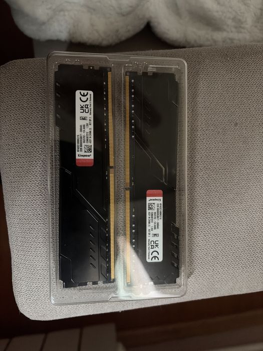 Vand memorie Ram Kingston Fury 2x8gb DDR4 3200mhz